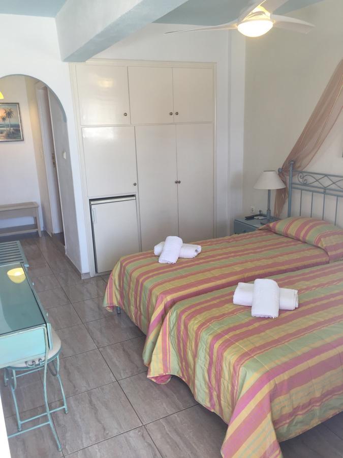 Vana Holidays Ornos  Exterior foto