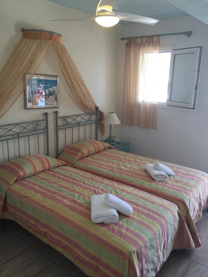 Vana Holidays Ornos  Exterior foto