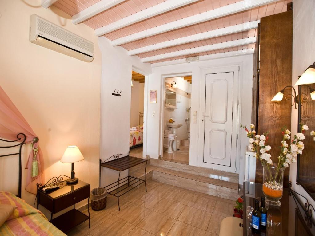 Vana Holidays Ornos  Quarto foto